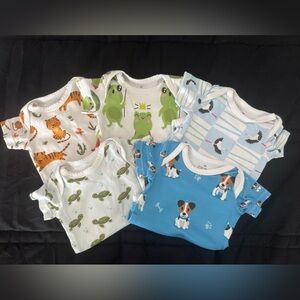 Set of 5 Baby Onesies with Animal Prints